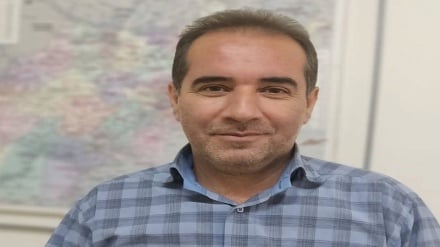عرضه کتاب نویسنده و گوینده رادیو دری در نمایشگاه بین المللی کتاب تهران