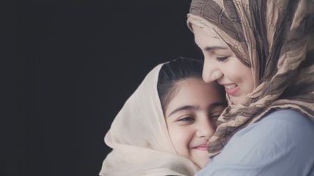 How can mothers back daughters in path of growth?