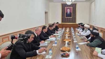 والی هرات در رأس یک هیات بلندپایه عازم ترکمنستان شد
