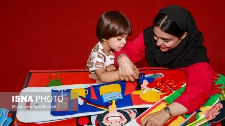 İranlı Çocukların ve Gençlerin Uluslararası Kitap Fuarı'nda Durumu + fotoğraflar