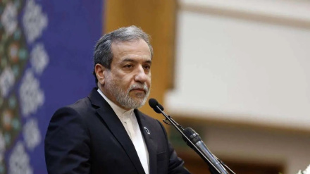 Irakçi: İran Halkı Uranyum Zenginleştirmenin Durdurulmasını Asla Kabul Etmez