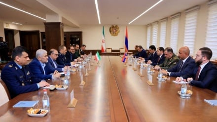 Սուրեն Պապիկյանն ու Ազիզ Նասիրզադեն բարձր են գնահատել պաշտպանության բնագավառում Հայաստանի ու Իրանի միջև համագործակցության մակարդակը