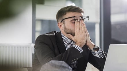 علائم خستگی مزمن و راه‌های مقابله با آن
