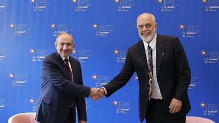 Նիկոլ Փաշինյանը Տիրանայում հանդիպում է ունեցել Ալբանիայի վարչապետ Էդի Ռամայի հետ