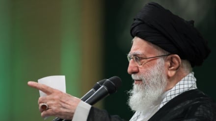 Imam Khamenei: 