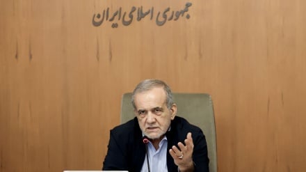 Pezeşkiyan: İran nüvə silahı əldə etmək niyyətində deyil, lakin dinc nüvə haqqından əl çəkməyəcək
