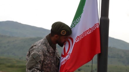 د ایران سپاه پاسداران: دښمن ته به له تصور وتلې ځواب ورکړو