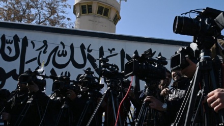 یوناما: په افغانستان کې رسنۍ د زوال په حال کې دي