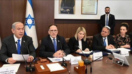 Siyonist analist Netanyahu'nun kabinesiyle ilgili: Bir suç çetesiyle karşı karşıyayız / Haaretz muhabiri: Uçurumun kenarındayız