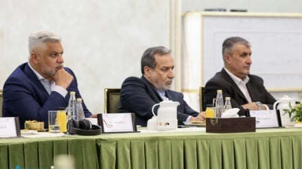 İslami: Biz bütün gücümüzlə ölkənin nüvə sənayesinin əsaslarını qoruyacağıq