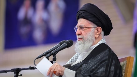 İmam Hamanei: İran, Zenginleştirme Konusunda Kimseden İzin Beklemez