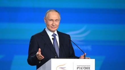 Putin: Rusiya İslam ölkələri ilə səmərəli əməkdaşlığı davam etdirir