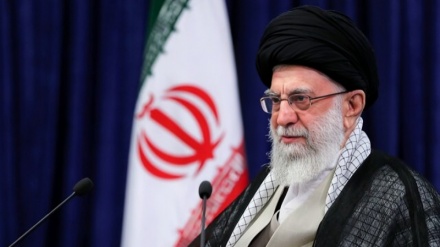 Imam Khamenei: la civiltà islamica è l'opposto dell'attuale civiltà materialista e distorta