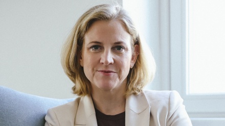 Ukraine-Krise: Österreichs Außenministerin telefoniert mit US-Außenminister