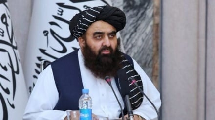 امیرخان متقی به چین سفر کرد