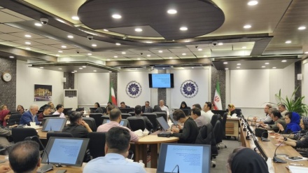 İran ile Türkiye Arasındaki Ticari Fırsatlar ve Zorlukların İncelenmesi; Ekonomik İşbirliğinin Güçlendirilmesine Vurgu