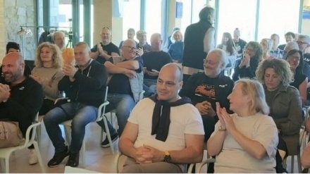 Turis Sepeda Motor Italia: Iran, Tujuan Unik Wisata Petualangan