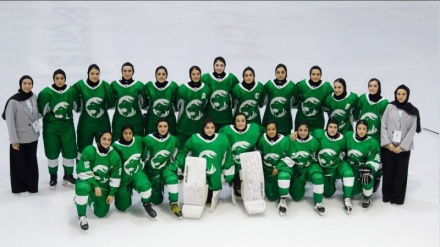 Iranian Women’s Ice Hockey Team secures big win at Asian Championship