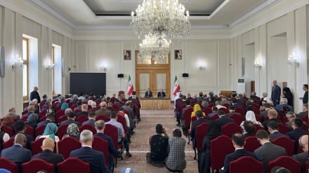 Aragçi: Eýran kanuny goragyny güýç bilen dowam etdirer
