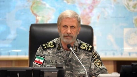 Фармондеҳи кулли артиши Эрон: Амрикоиҳо посухи қотеона дарёфт хоҳанд кард