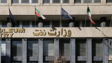 Neft Nazirliyi: Tehrandakı Şəhran neft anbarında və cənubdakı yanacaq anbarındakı yanğın nəzarət altındadır