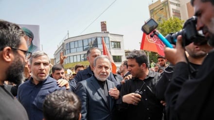 Əraqçi: İranlılar torpaq yox, qan verib; şərəfini yox, ürəklərini veriblər