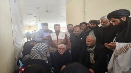 سفیر ایران در مرز دوغارون مشکلات مهاجران افغانستانی را در بازگشت به کشورشان پیگیری کرد