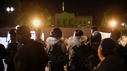 Guvernatori i Teksasit urdhëron Gardën Kombëtare të dërgohet në protesta në San Antonio