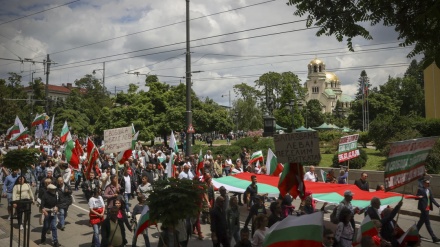 Mijëra njerëz protestojnë në Bullgari kundër euros