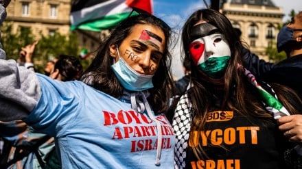 Continued international support for BDS movement; Jordanians: Playing with Israel smells of blood
