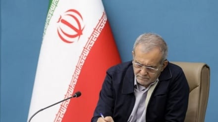 Pezeshkian: Nella guerra di 12 giorni, il mondo ha assistito alla saldezza del grande Iran