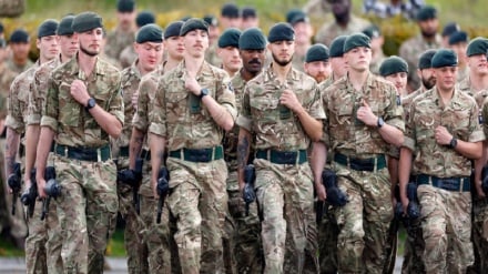 Londra duhet të përgatitet për konflikt të drejtpërdrejtë me Rusinë