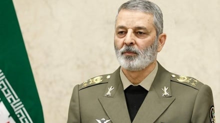 سرلشکر موسوی: در صورت تکرار هرگونه خطای راهبردی، متجاوزان را به سیاه چاله‌های تاریخ خواهیم فرستاد