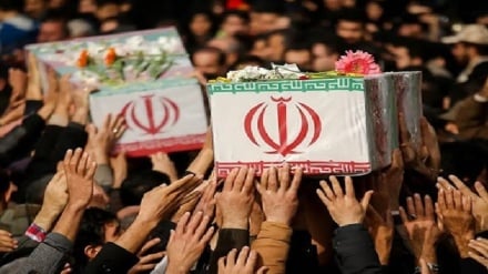 تشییع پیکر ۱۳ شهید حملات جنایتکارانه رژیم صهیونیستی در مشهد