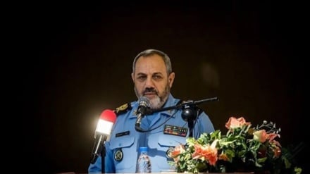 איראן הכריזה על ניסוי מוצלח בטיל עם ראש נפץ במשקל שני טון ומדגישה שבסיסי ארה
