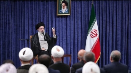 İmam Hamenei: Halk, Farklı Siyasi ve Dini Eğilimlerle İran’ın Yanında Durdu