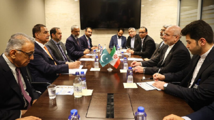 Galibaf: Sionistler yslam ýurtlaryny bölmäge synanyşýarlar / Aýaz Sadek: Demir gümmezler gutardy