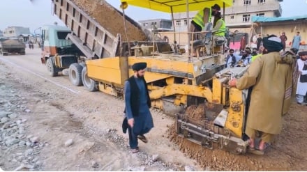 آغاز بازسازی یک جاده ارتباطی در ولایت هلمند