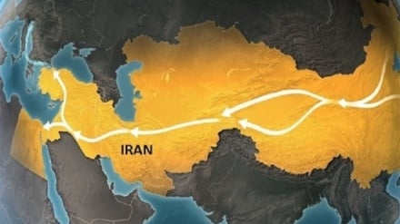 Iran-Cina: Menciptakan Kembali Jalur Sutra di Abad 21 dengan Koridor Darat Baru