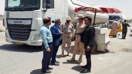 فعالیت اقتصادی تجار و تردد مهاجران افغانستان در مرز دوغارون روان است