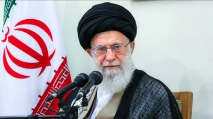 İmam Hamenei: 