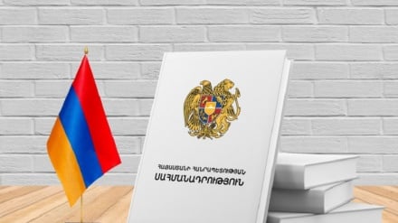 Սահմանադրական փոփոխություններ պետք են, բայց առանց Բաքվի թելադրանքի ու Փաշինյանի. Սուրենյանց