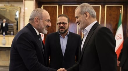 Փաշինյանը Իրանի նախագահին պաշտոնական այցով հրավիրել է Հայաստան