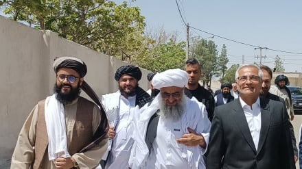 مقام وزارت خارجه طالبان از خدمات ایران به مهاجران در حال بازگشت قدردانی کرد