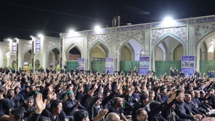  اجتماع باشکوه ۵ هزار نفری مهاجرین افغانستانی در شب شهادت امام سجاد(ع)