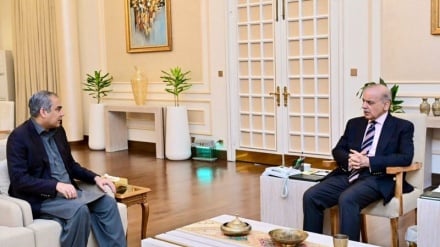 PM Pakistan Perintahkan Penyiapan Penerbangan Khusus untuk Peziarah Arbain