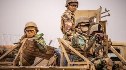 80 Tewas dalam Bentrokan antara Tentara Nigeria dan Pria Bersenjata