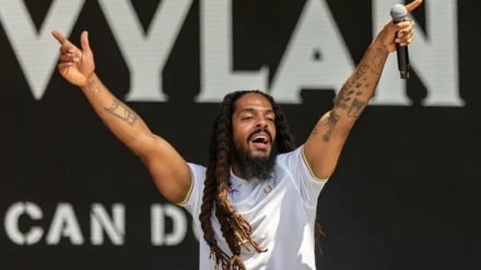 “Death to the Israeli army” chant echoes at UK music festival as Tel Aviv grows more isolated