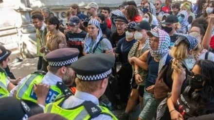  Dari Aksi Protes terhadap Zionis di London, hingga Penolakan Restoran Spanyol 