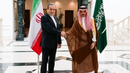 Sionist sosial şəbəkə istifadəçisi İranın diplomatik gücünə təəccüb etdi